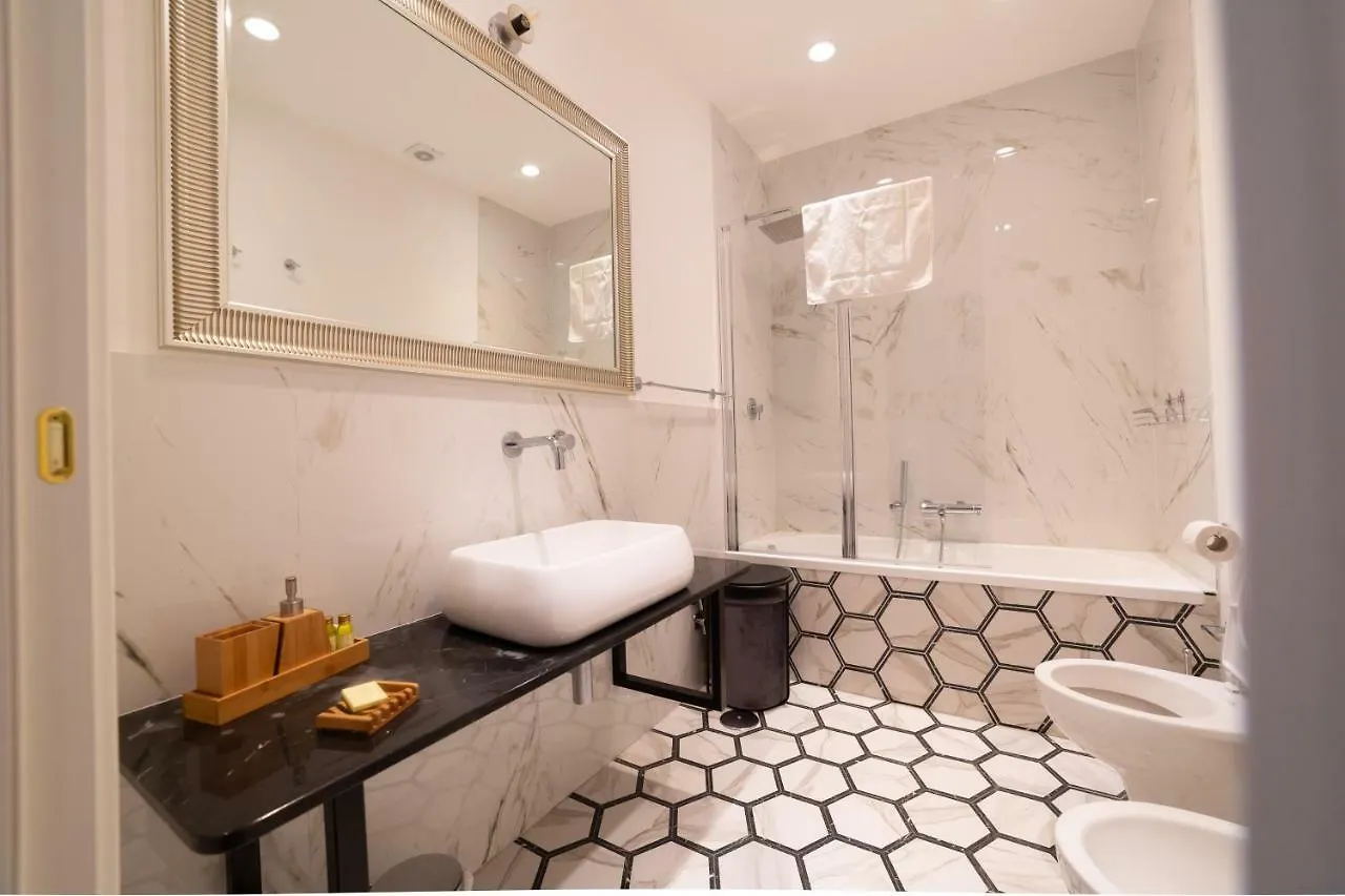 The Duomo House By House In Naples Bed & Breakfast Italy